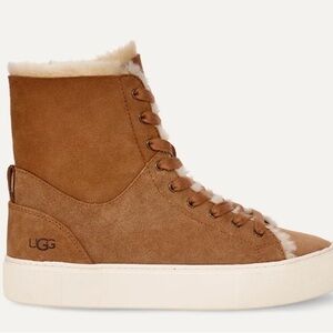 UGG Women's Beven Suede Boots Sz 8